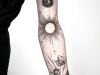 Tattoo Arm Sonne und verschiedene Motive