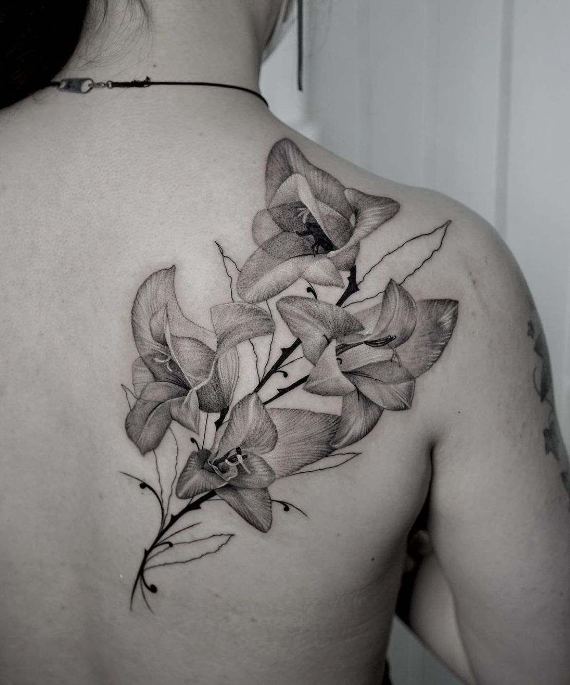 Tattoo Schulter Blume